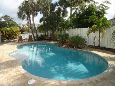 Anna Maria Island Holmes Beach Home 7946